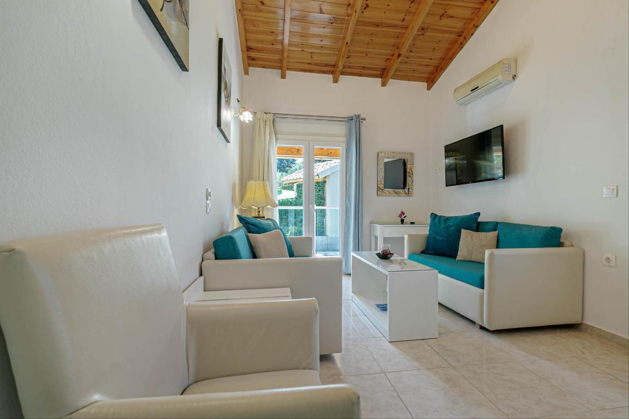 Palapart Gikas House Gouvia Buitenkant foto